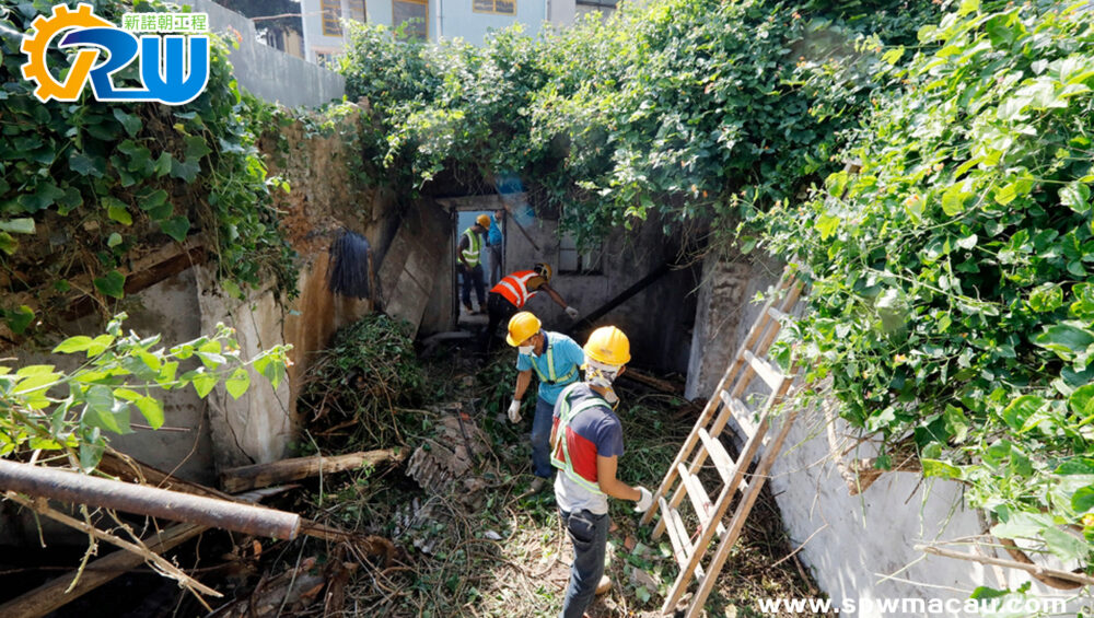 工務局清拆兩殘危建築物